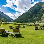 Sant'orso - Mountain & Отель