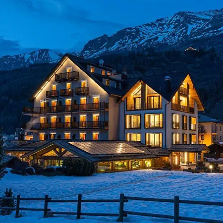 Ξενοδοχείο Sant'orso - Mountain & 4*