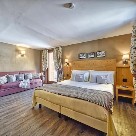 ホテル Sant'orso - Mountain &