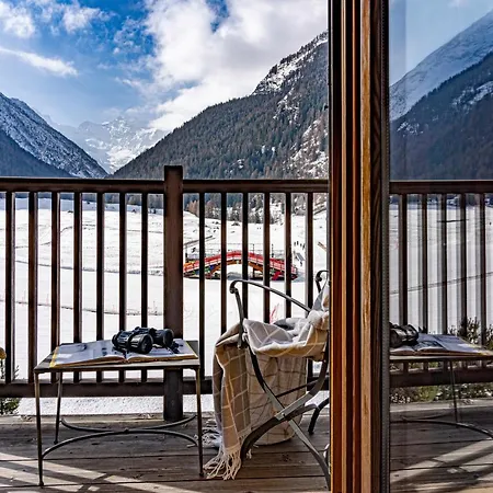 Sant'orso - Mountain & ホテル