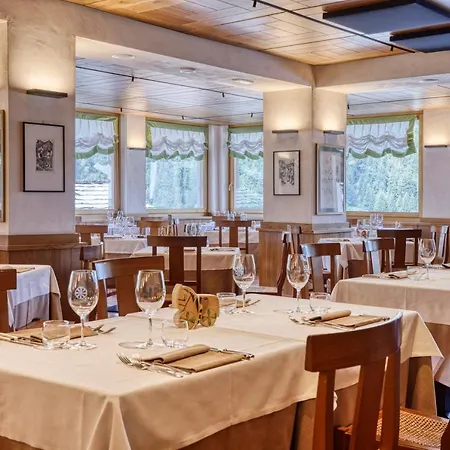 Sant'orso - Mountain & Отель Конье