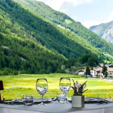 Hotel Sant'orso - Mountain & 4*