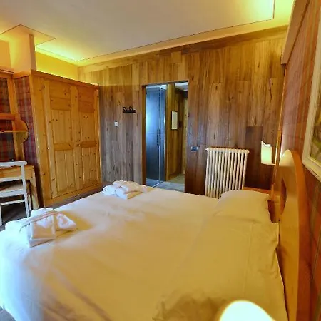 호텔 Sant'orso - Mountain & 4*