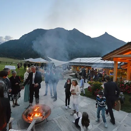 Sant'orso - Mountain & ホテル コー​​ニュ